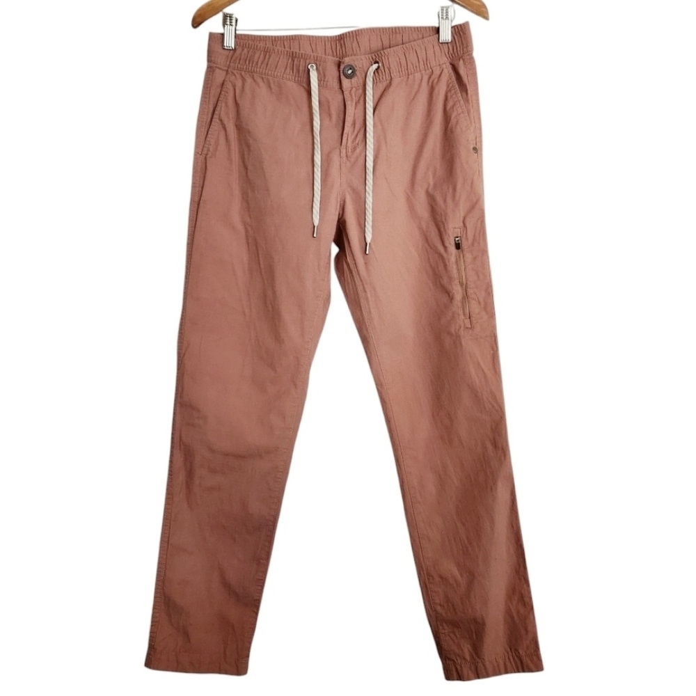 Vuori Men's Chinos in Dusty Rose